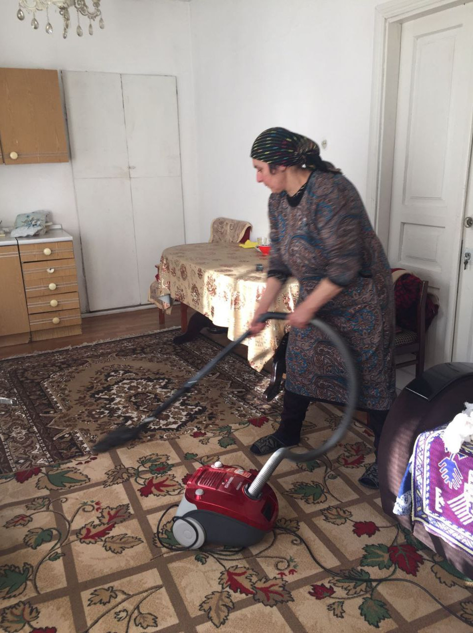 Оказание социально бытовых услуг.